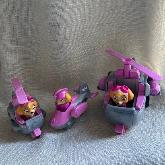 3 Paw Patrol Rescue Vehicles with Skye GC - Picture 1 of 12